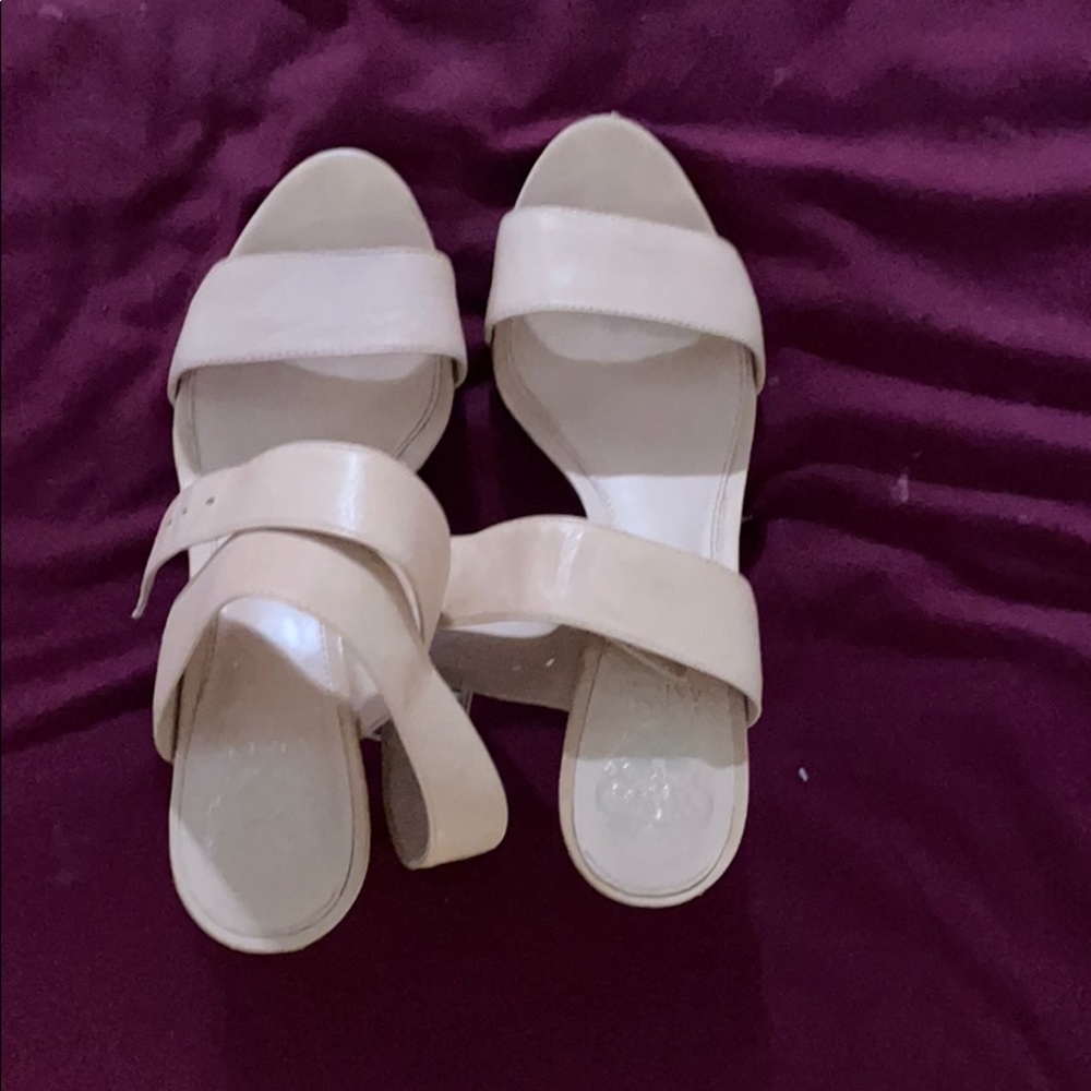 🛑🛑🛑SOLD🛑🛑🛑Heels - Picture 2 of 5